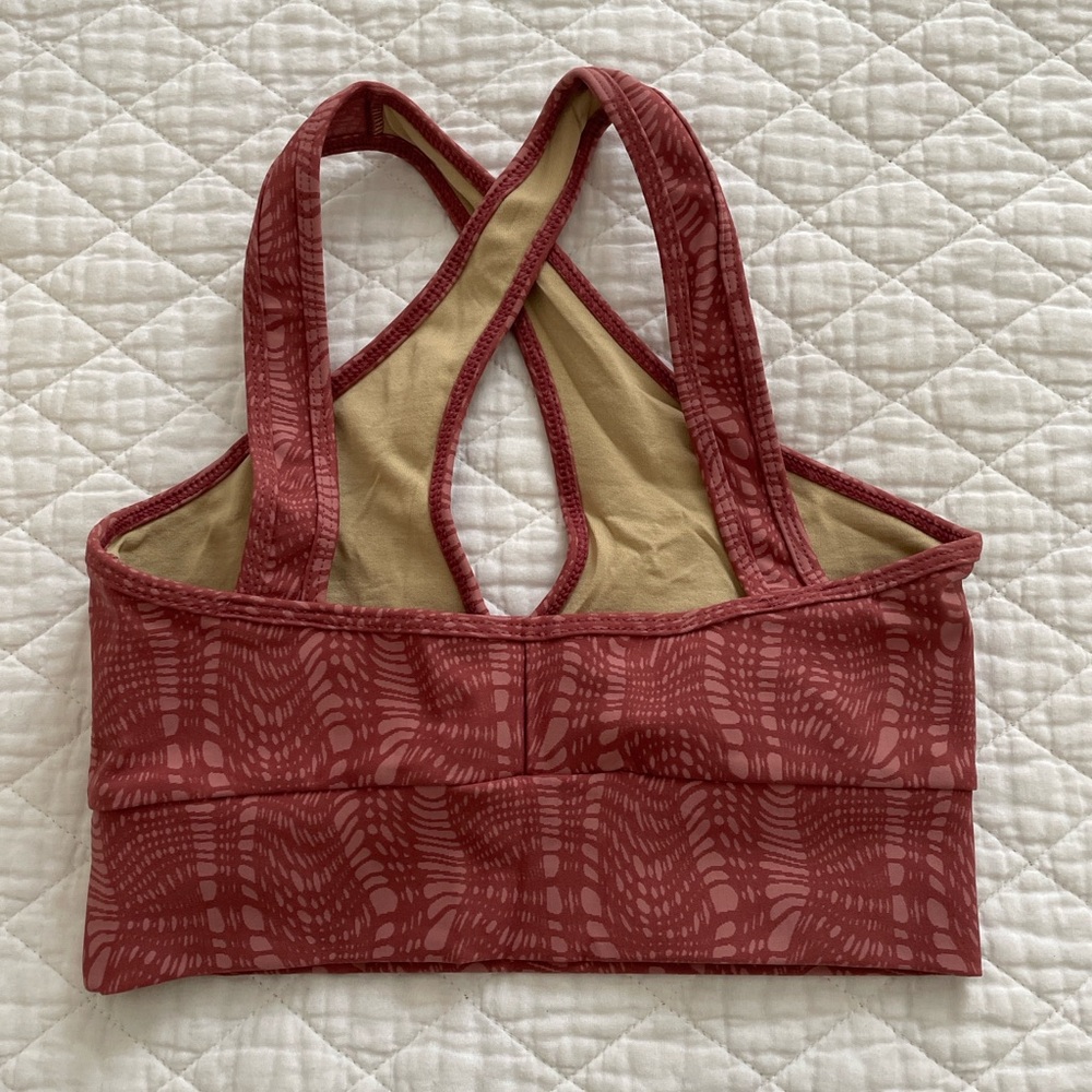 Patterned Sports Bra and Leggings Set Size Small - Picture 5 of 5